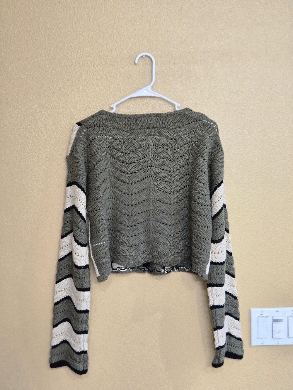Knit Button-Up Cardigan - Picture 5 of 5